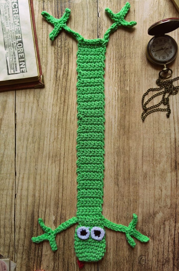 Crochet book mark - Image 4