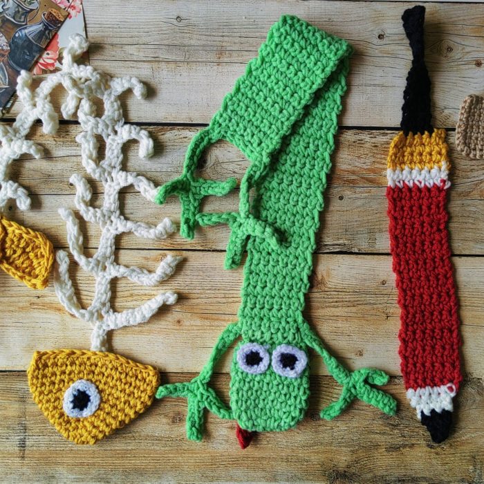 Crochet book mark - Image 8