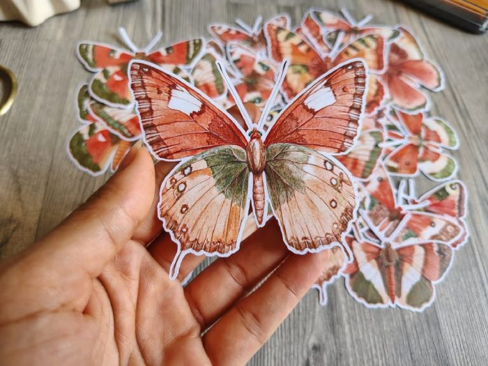 2025/09/1000042708.jpg Fall Butterflies - Image 8
