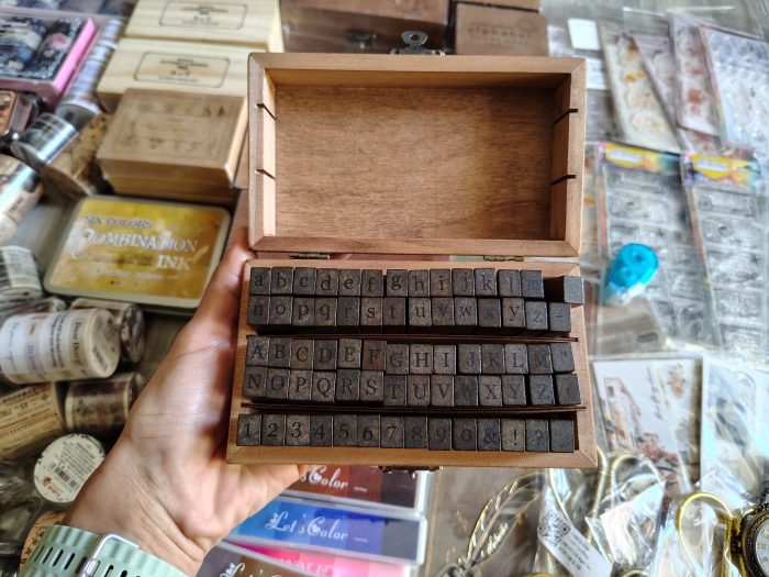Alphabet stamp box 70pcs - Image 2