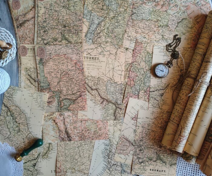 Vintage maps - Image 8