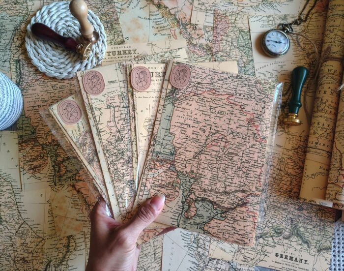 Vintage maps - Image 6