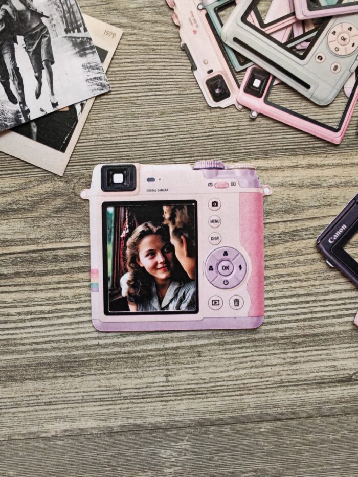 Old camera frames - Image 7